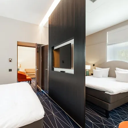 Movenpick Hotel 4*