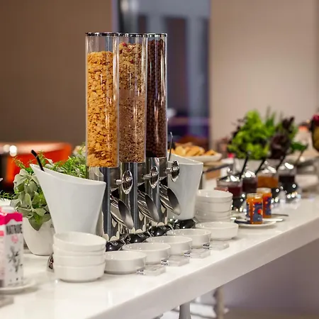 Hotel Movenpick 4*