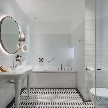 Movenpick Отель 4*