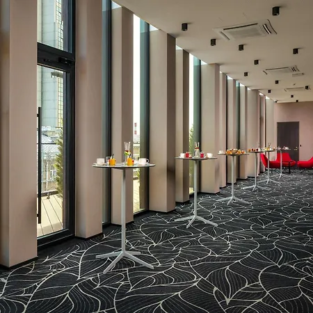 Отель Movenpick Таллин